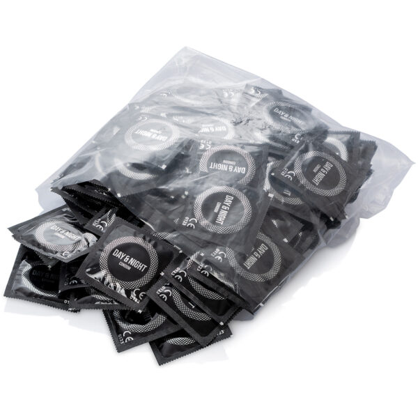Condoms Day & Night XL 100pcs pack